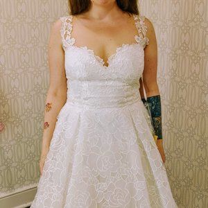 WEDDING DRESS! Olvi's Lace Tea Length Dress w/ Embroidered Skirt